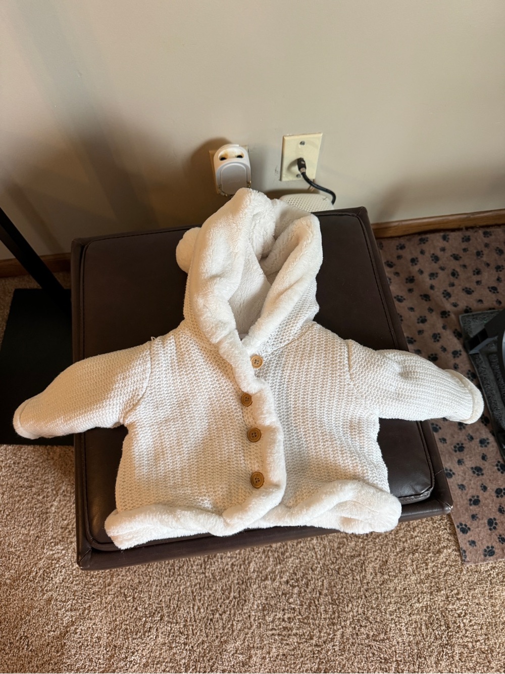 Tommy Bahama 3-6 month Cozy Cream Hooded Baby Cardigan with Buttons